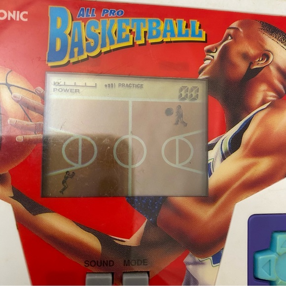 Basketball - Vintage 1988 Tiger Electronic Handheld LCD Video Game WORKS - Picture 7 of 9